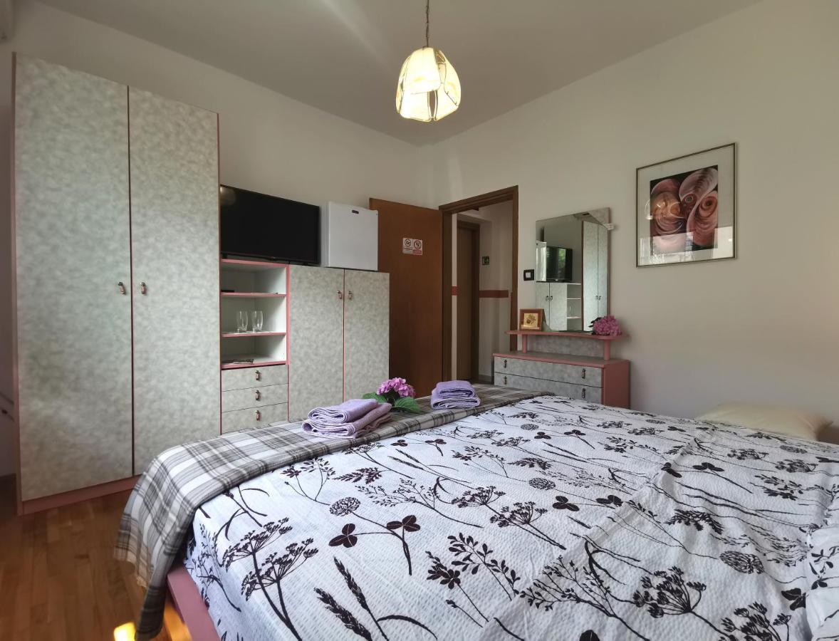 App & Room Le Palme Umag Exterior foto