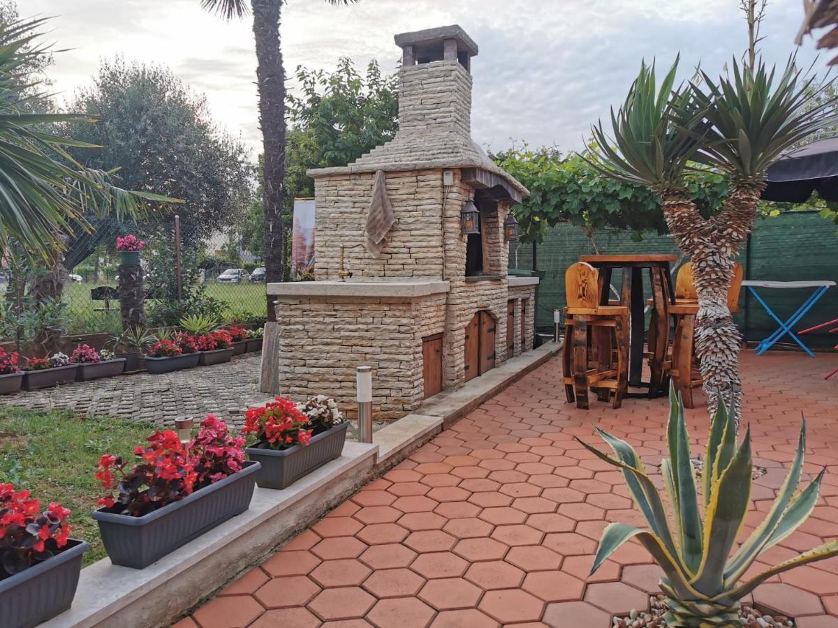 App & Room Le Palme Umag Exterior foto